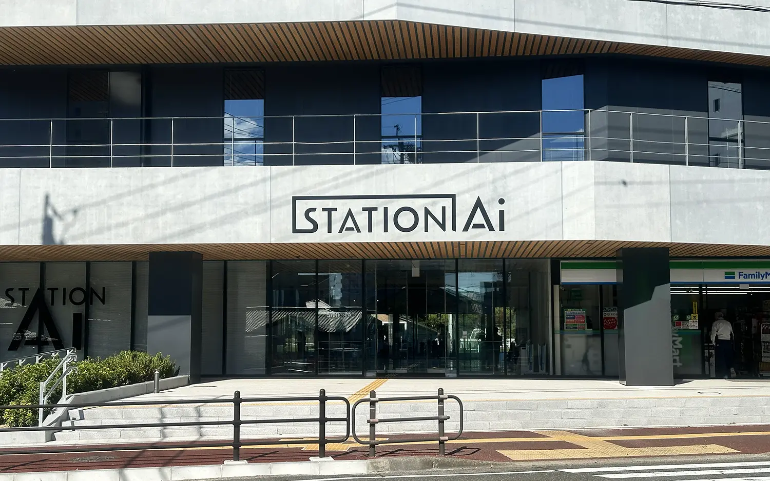 STATION Ai 1Fエントランス