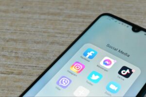 SNSデータを活用した市場分析の進め方 | 市場分析でSNSデータが注目される理由